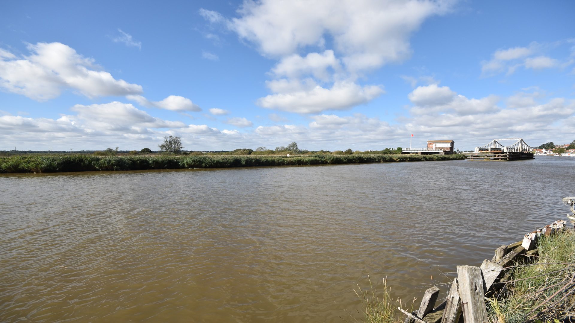 Semidetached house, Reedham Waterside Estate Agents