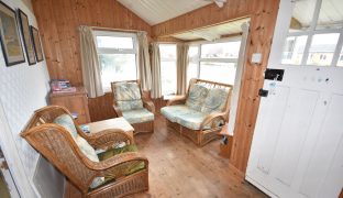 Repps with Bastwick - 2 Bedroom Detached bungalow