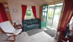 Repps with Bastwick - 2 Bedroom Detached bungalow