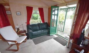 Repps with Bastwick - 2 Bedroom Detached bungalow