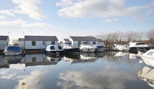 Potter Heigham - Mooring plot