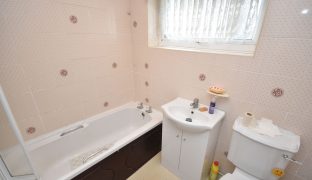 Martham - 2 Bedroom Semi detached bungalow