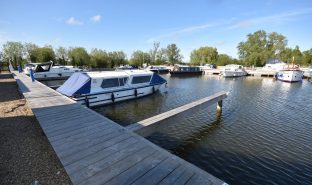 Potter Heigham - Mooring plot