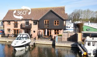 Wroxham - 3 Bedroom Town house