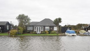 Potter Heigham - 3 Bedroom Detached bungalow