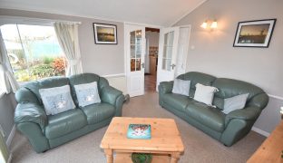 Repps with Bastwick - 3 Bedroom Detached bungalow