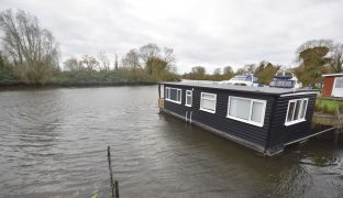 Brundall - 1 Bedroom Houseboat