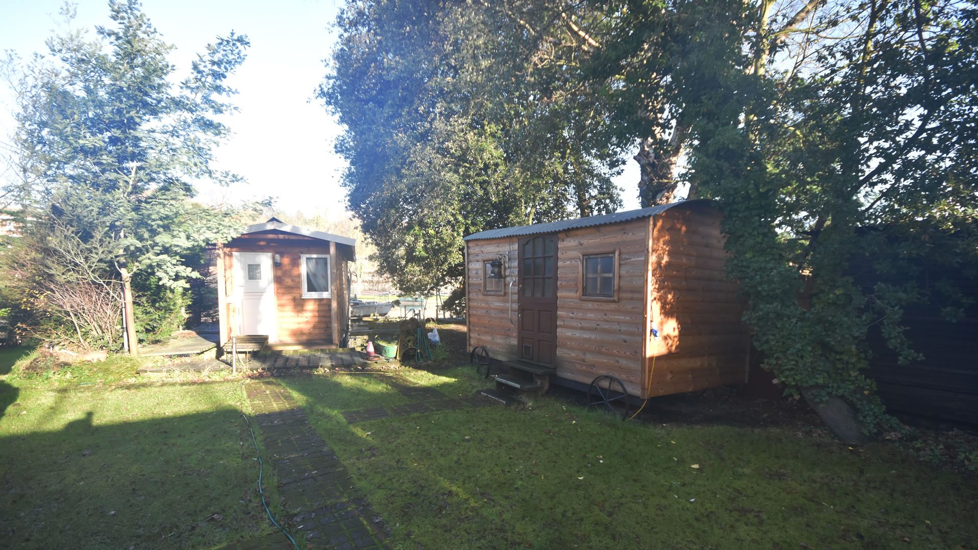 Mooring plot, Thorpe St Andrew Waterside Estate Agents