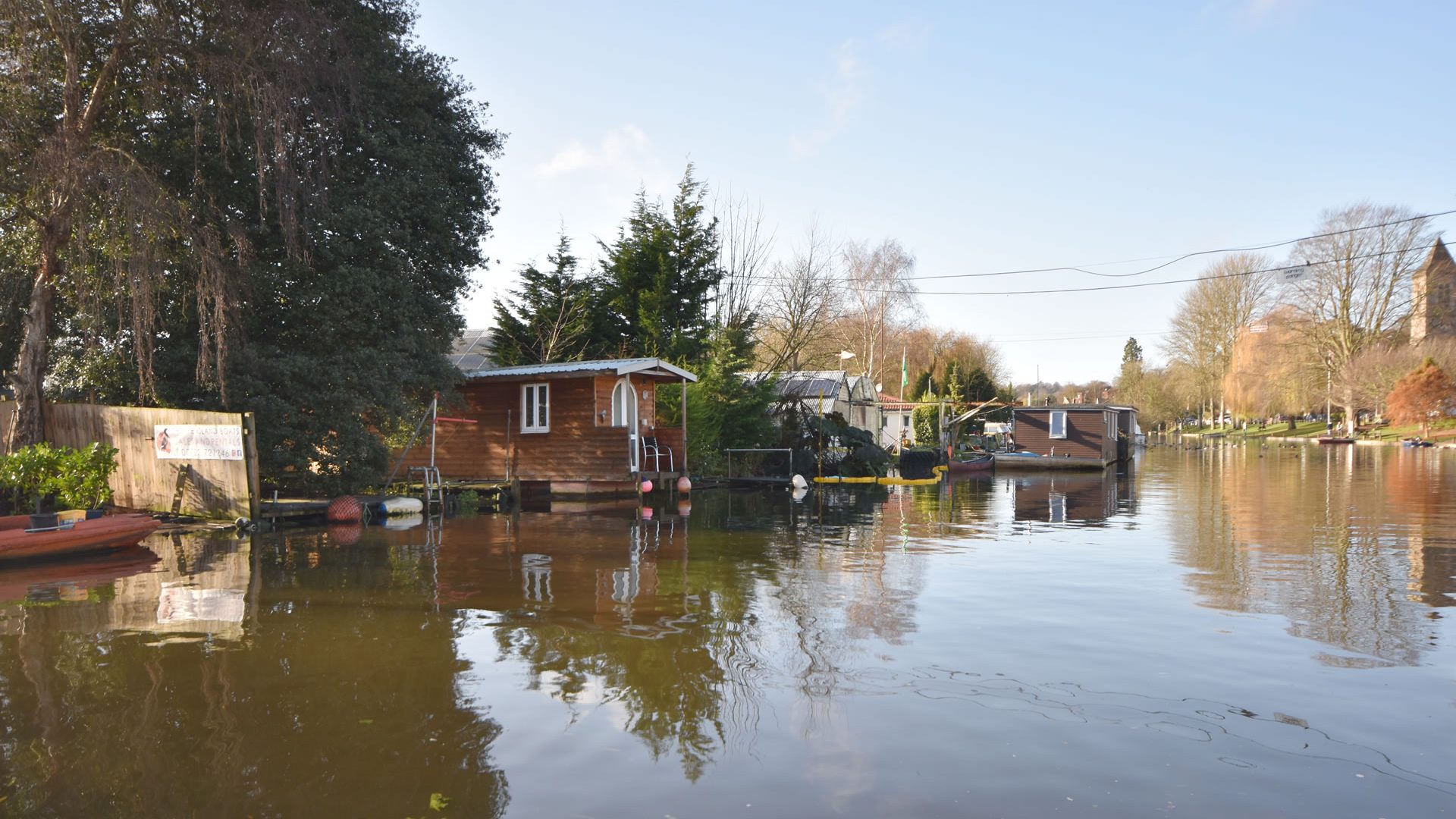 Mooring plot, Thorpe St Andrew Waterside Estate Agents