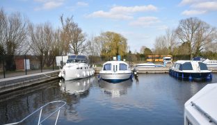 Potter Heigham - Mooring plot