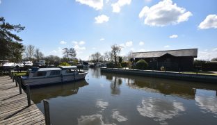 Brundall - Commercial premises and holiday lets