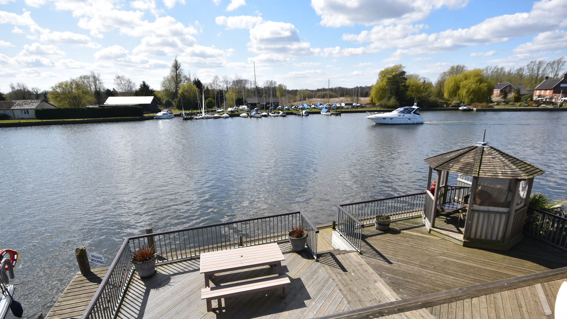 Detached house, Brundall Waterside Estate Agents