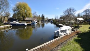 Hoveton - 3 Bedroom Detached house