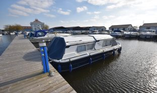 Potter Heigham - Mooring Plot