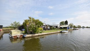 Potter Heigham - 3 Bedroom Detached bungalow