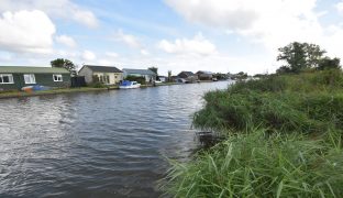 Potter Heigham - 2 Bedroom Detached bungalow