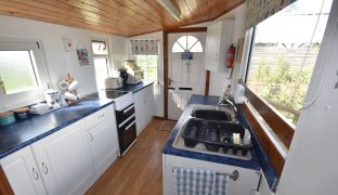 Potter Heigham - 2 Bedroom Detached bungalow