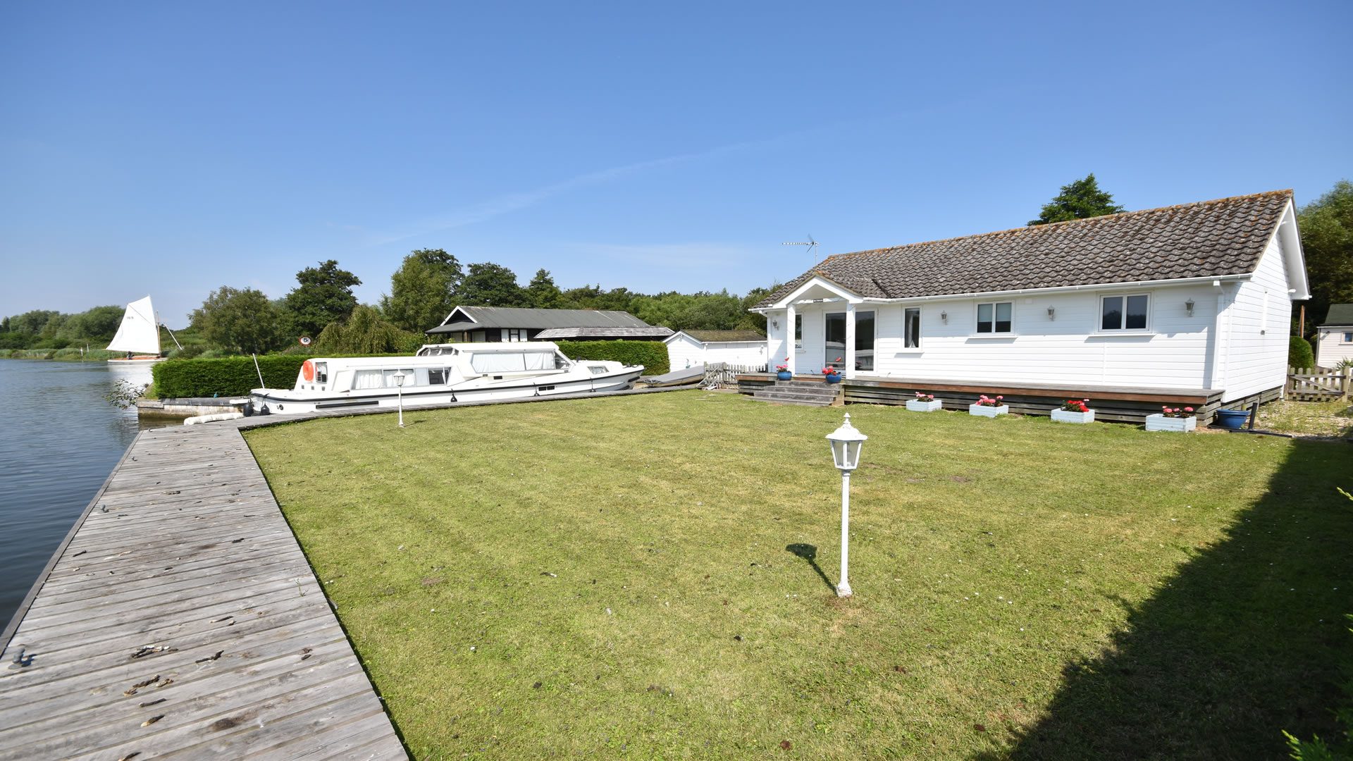 Waterside Estate Agents