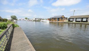 Potter Heigham - 3 Bedroom Detached bungalow