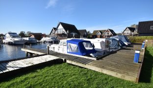 Horning - 2 Bedroom Town House