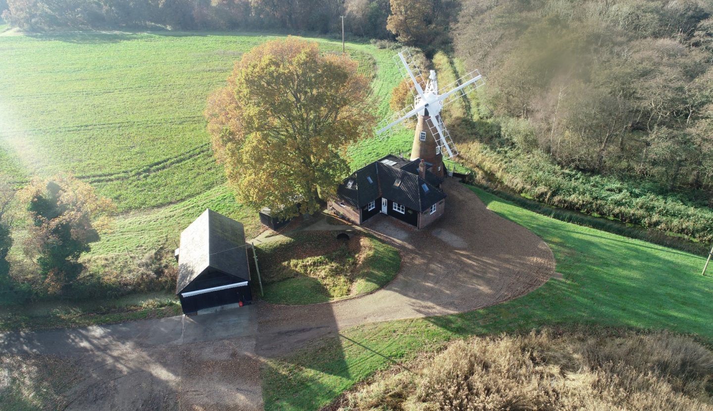 Character Property on the Norfolk Broads - Waterside Estate Agents