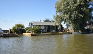 Potter Heigham - 2 Bedroom 2 bedroom detached bungalow