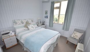 Potter Heigham - 3 Bedroom Detached bungalow