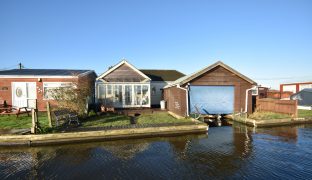 Potter Heigham - 3 Bedroom Detached bungalow