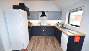 Dilham - 8 Bedroom Barn Conversion