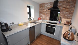 Dilham - 8 Bedroom Barn Conversion