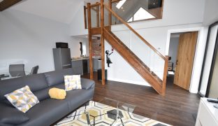 Dilham - 8 Bedroom Barn Conversion