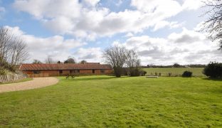 Dilham - 8 Bedroom Barn Conversion