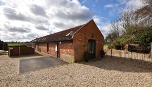 Dilham - 8 Bedroom Barn Conversion