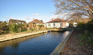 Hoveton - 3 Bedroom Detached bungalow