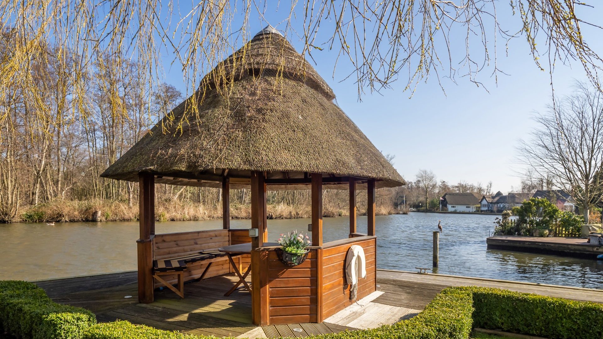 Character Property on the Norfolk Broads Waterside Estate Agents