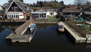 Hoveton - 2 Bedroom Detached bungalow