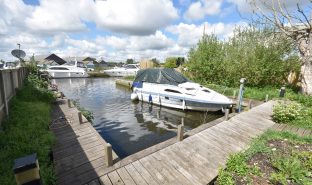 Brundall - Mooring Plot