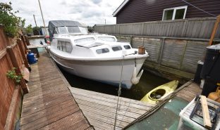 Potter Heigham - Mooring Plot