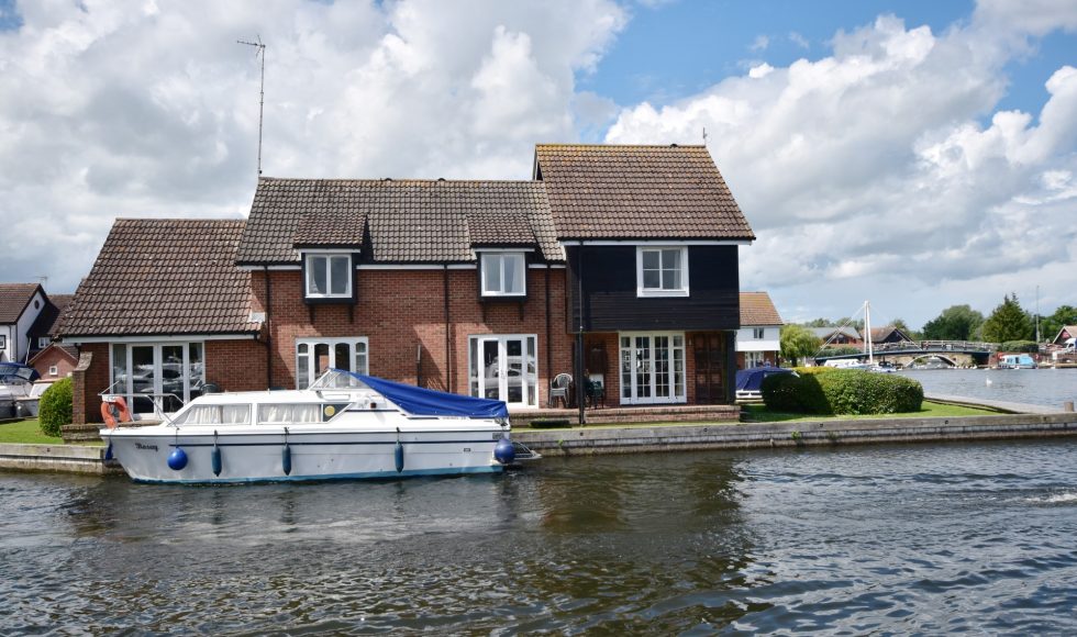 Waterside Estate Agents