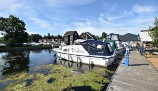 Wroxham - Mooring plot