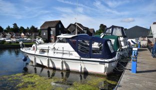 Wroxham - Mooring plot