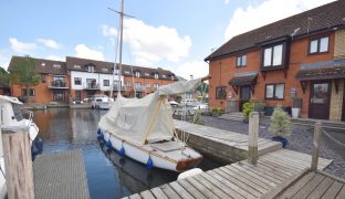Horning - 2 Bedroom End town house