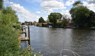 Beccles - Mooring Plot