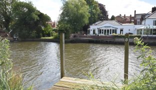 Beccles - Mooring Plot