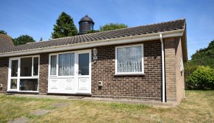 Winterton on Sea - 2 Bedroom holiday bungalow