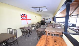 Wroxham - Former restaurant/pub with moorings