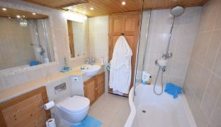 Wayford Bridge - 14 Bedroom Holiday Cottages