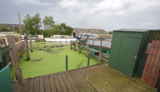 Brundall - Mooring plot