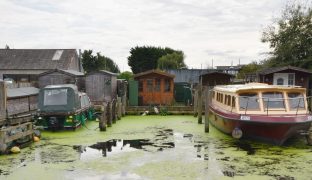 Brundall - Mooring plot