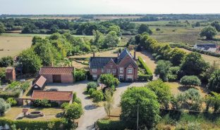 Fleggburgh - 6 Bedroom Detached house